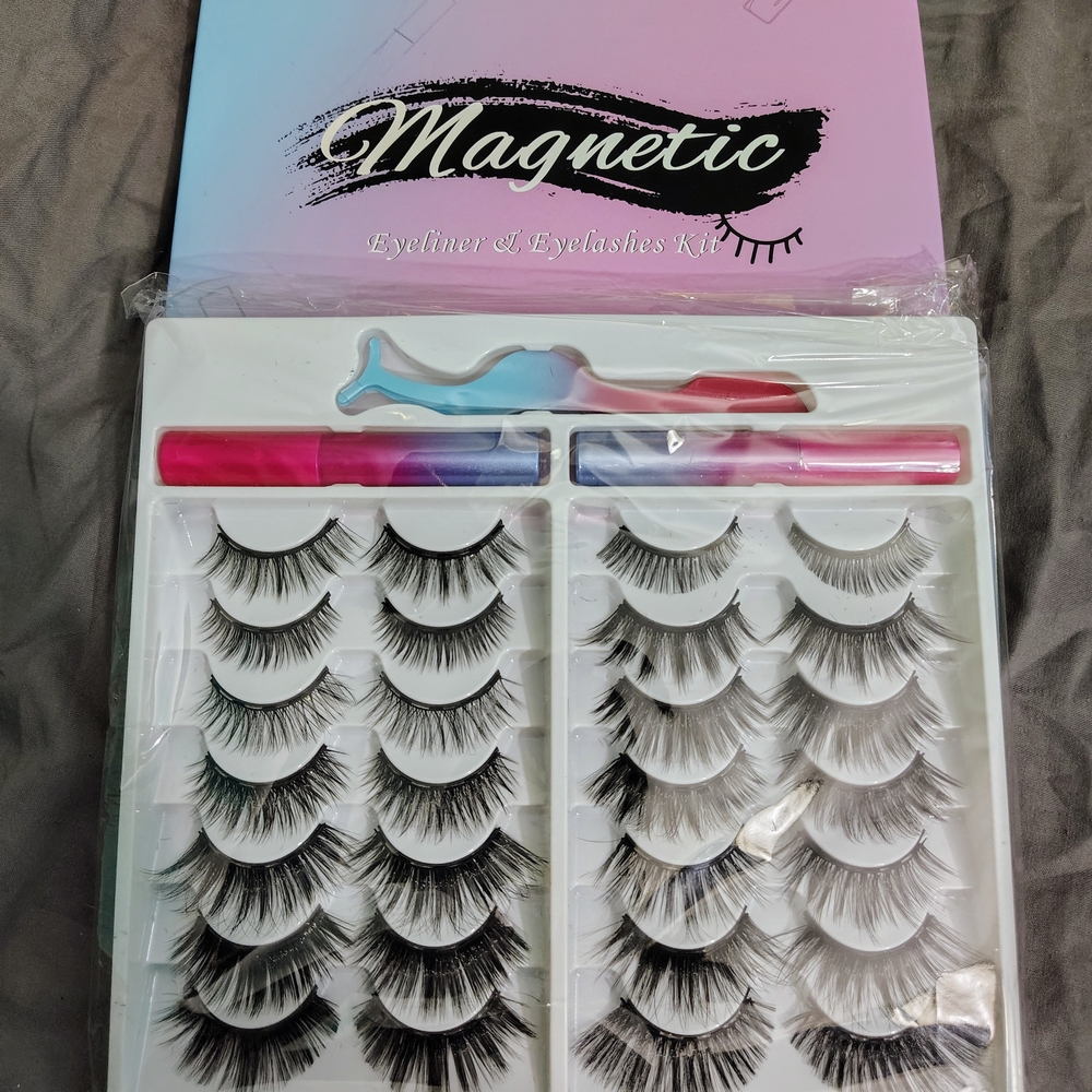 Magnetic Eyeliner & Eyelashes Kit - Black